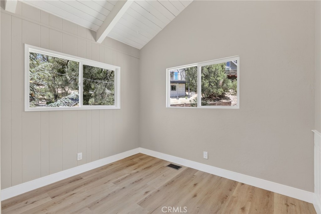 1106 Grass Valley Road Lake Arrowhead, CA 92352 - Photo 30 of 46