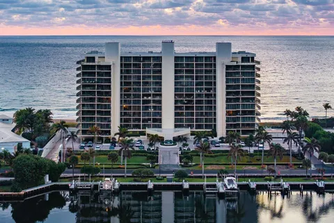 $2,650,000 | 2727 South Ocean Boulevard, Unit 701, Highland Beach, FL 33487