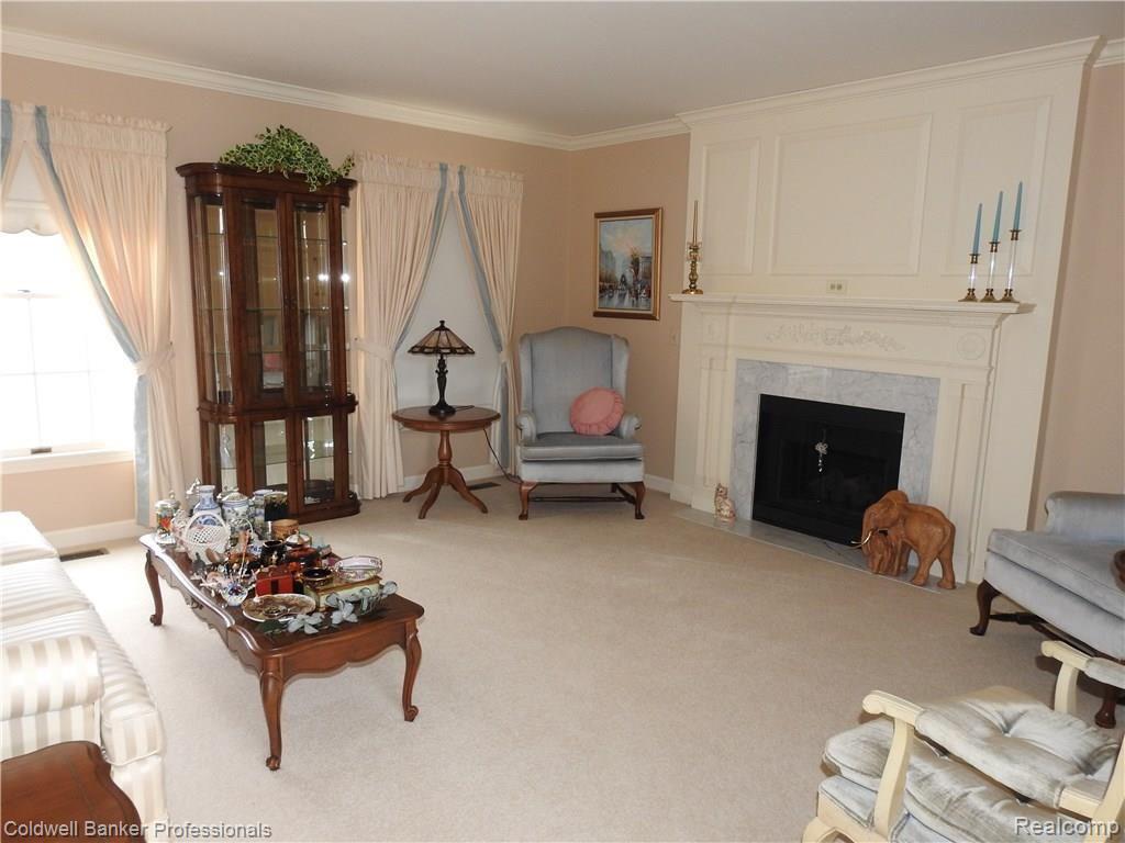 3126 Rochester Road Dryden, MI 48428 - Photo 9 of 34 DSCN0283.JPG