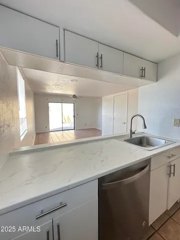 $1,750 | 12231 North 21st Avenue, Unit 1, Phoenix, AZ 85029
