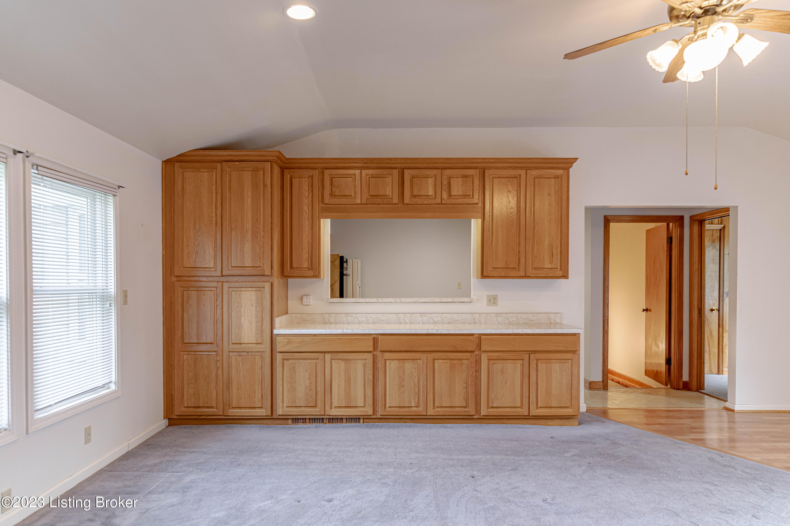 5801 Maryman Road Louisville, KY 40258 - Photo 22 of 71 DSC03899