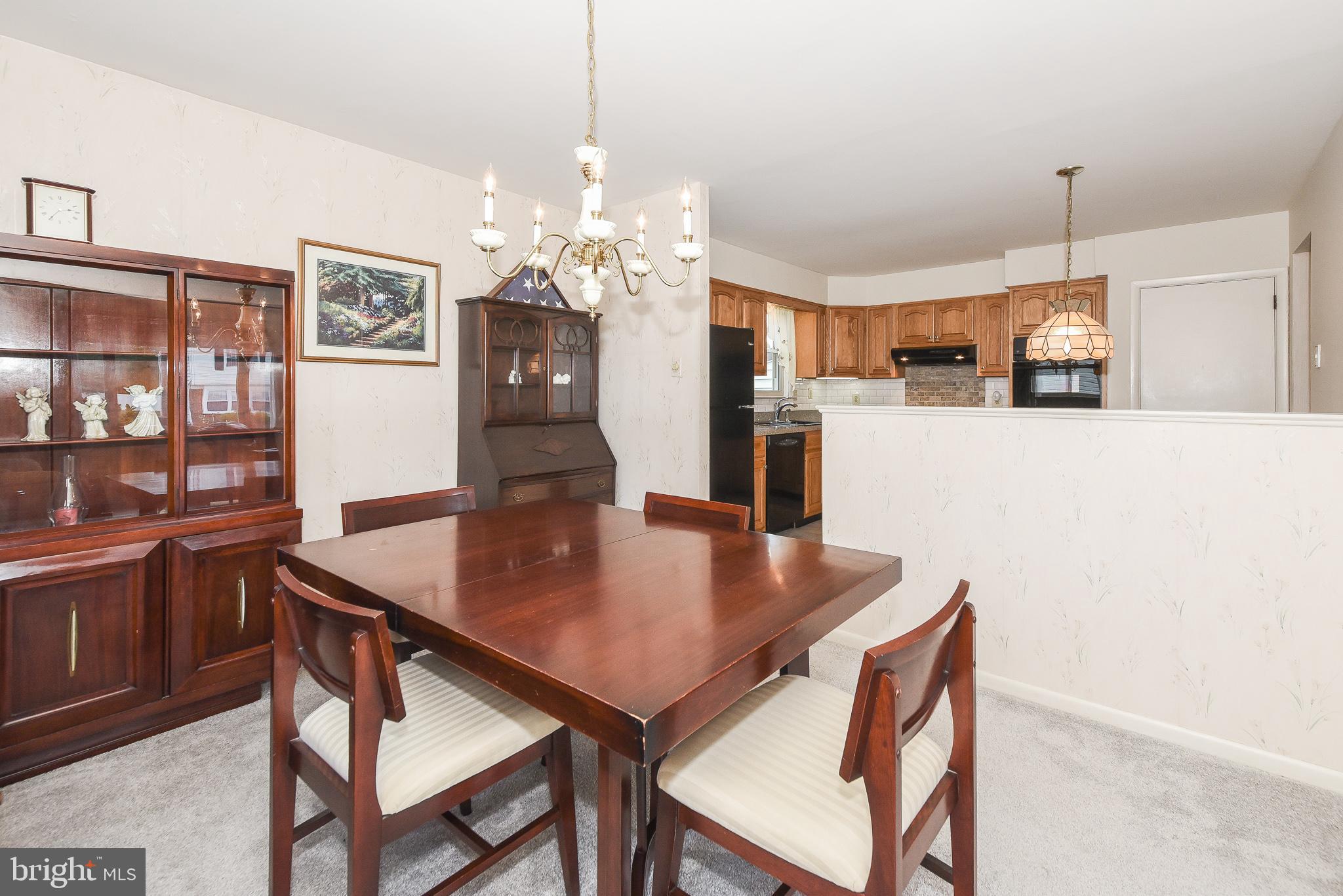 727 Stratford Road Warminster, PA 18974 - Photo 17 of 33 Gallery Image 17