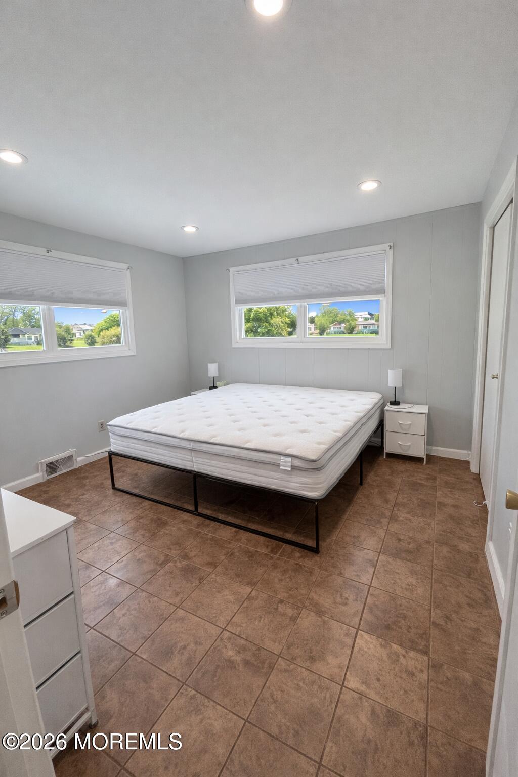 17 Wyckoff Street Deal, NJ 07723 - Photo 7 of 12 C0681CE3-5BBF-4DF6-B404-1000C3861261
