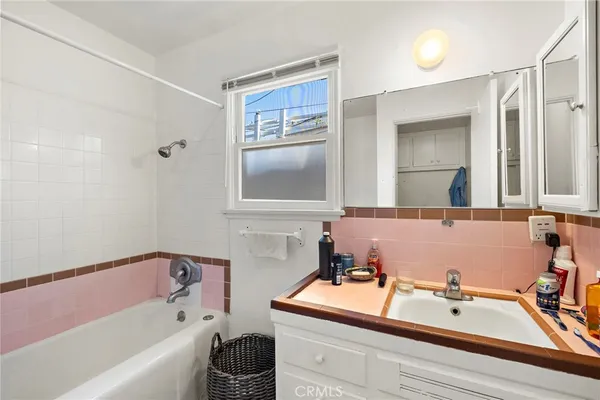 $1,395,000 | 123 Avenida San Fernando, San Clemente, CA 92672