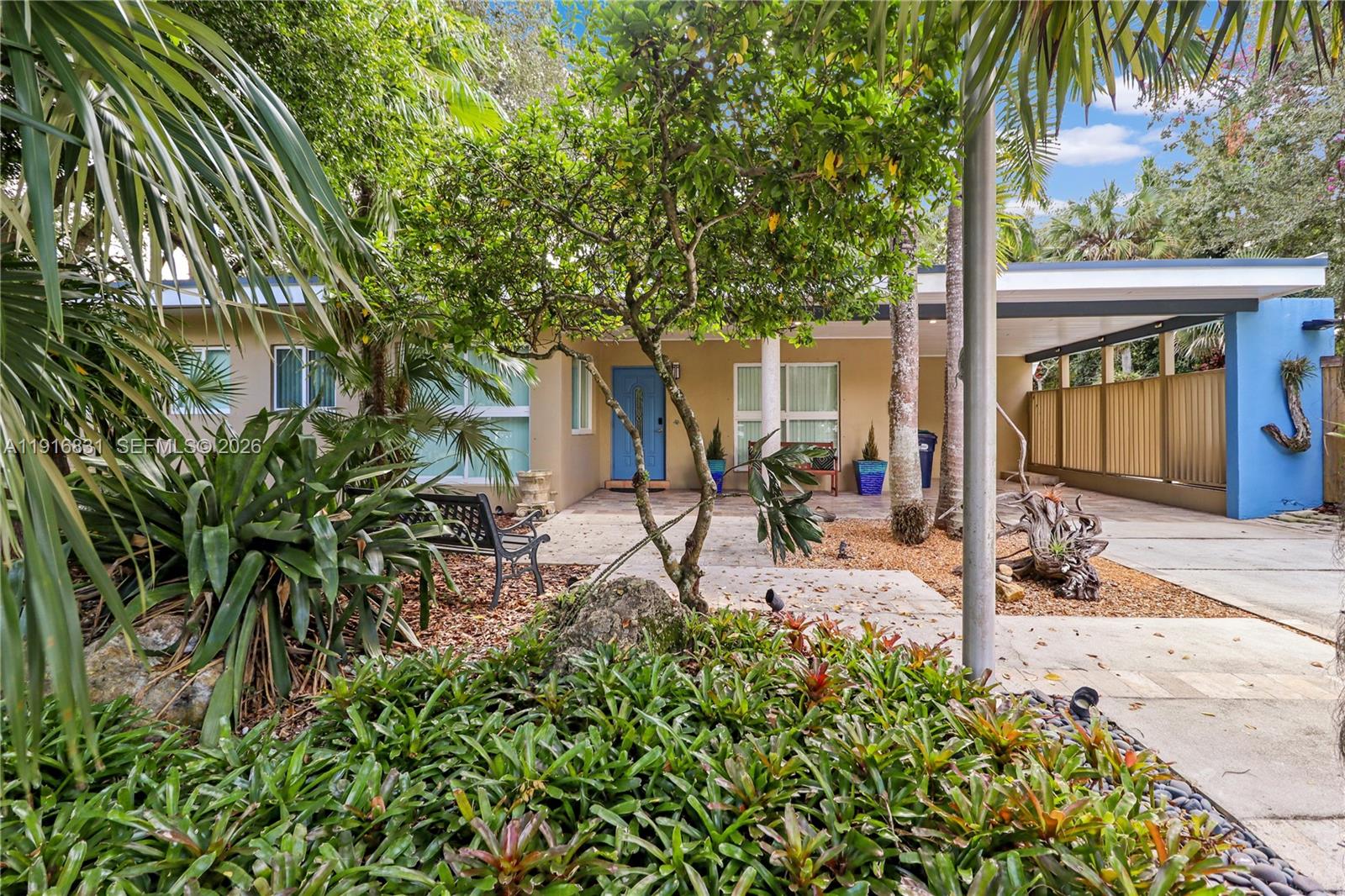 8030 Southwest 96th Street Miami, FL 33156 - Photo 3 of 38