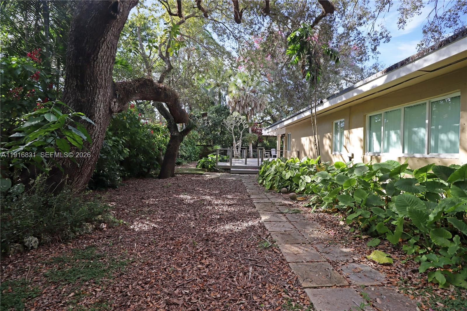 8030 Southwest 96th Street Miami, FL 33156 - Photo 31 of 38