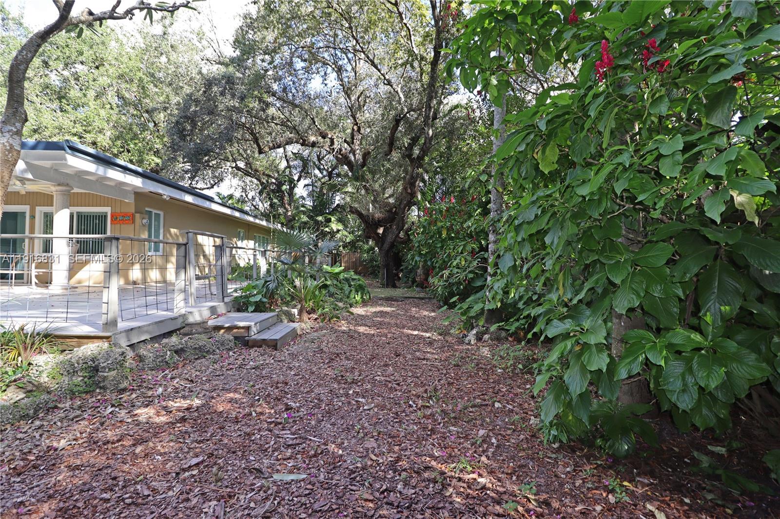 8030 Southwest 96th Street Miami, FL 33156 - Photo 32 of 38