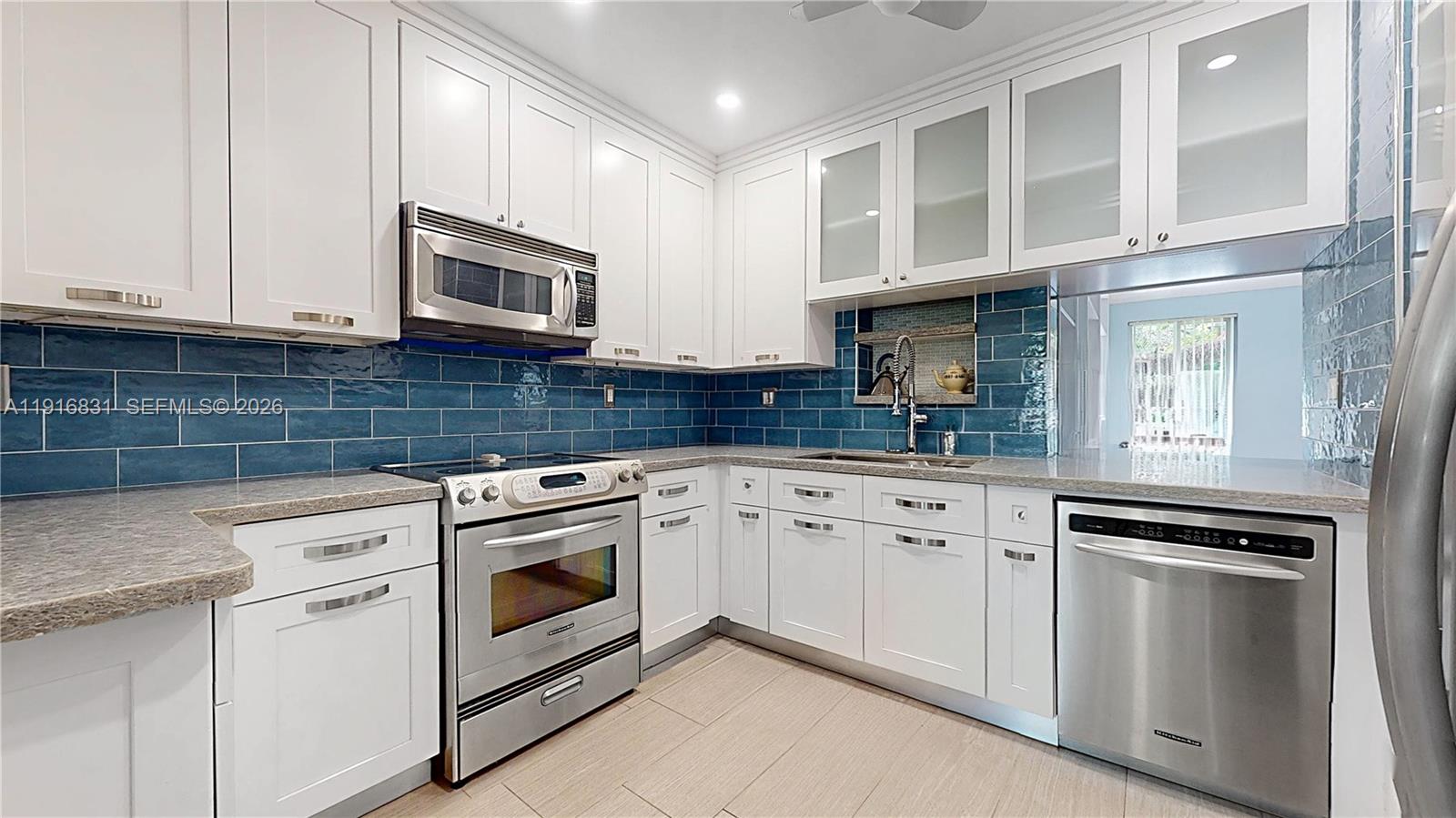 8030 Southwest 96th Street Miami, FL 33156 - Photo 8 of 38