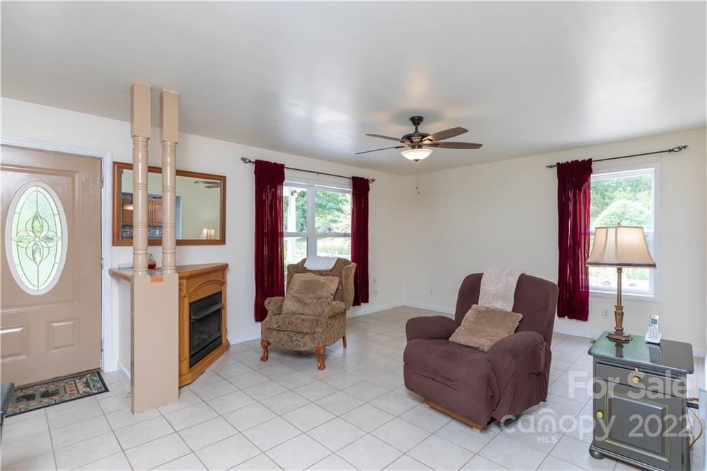 2579 McDaniel Road Chester, SC 29706 - Photo 6 of 39 Gallery Image 6