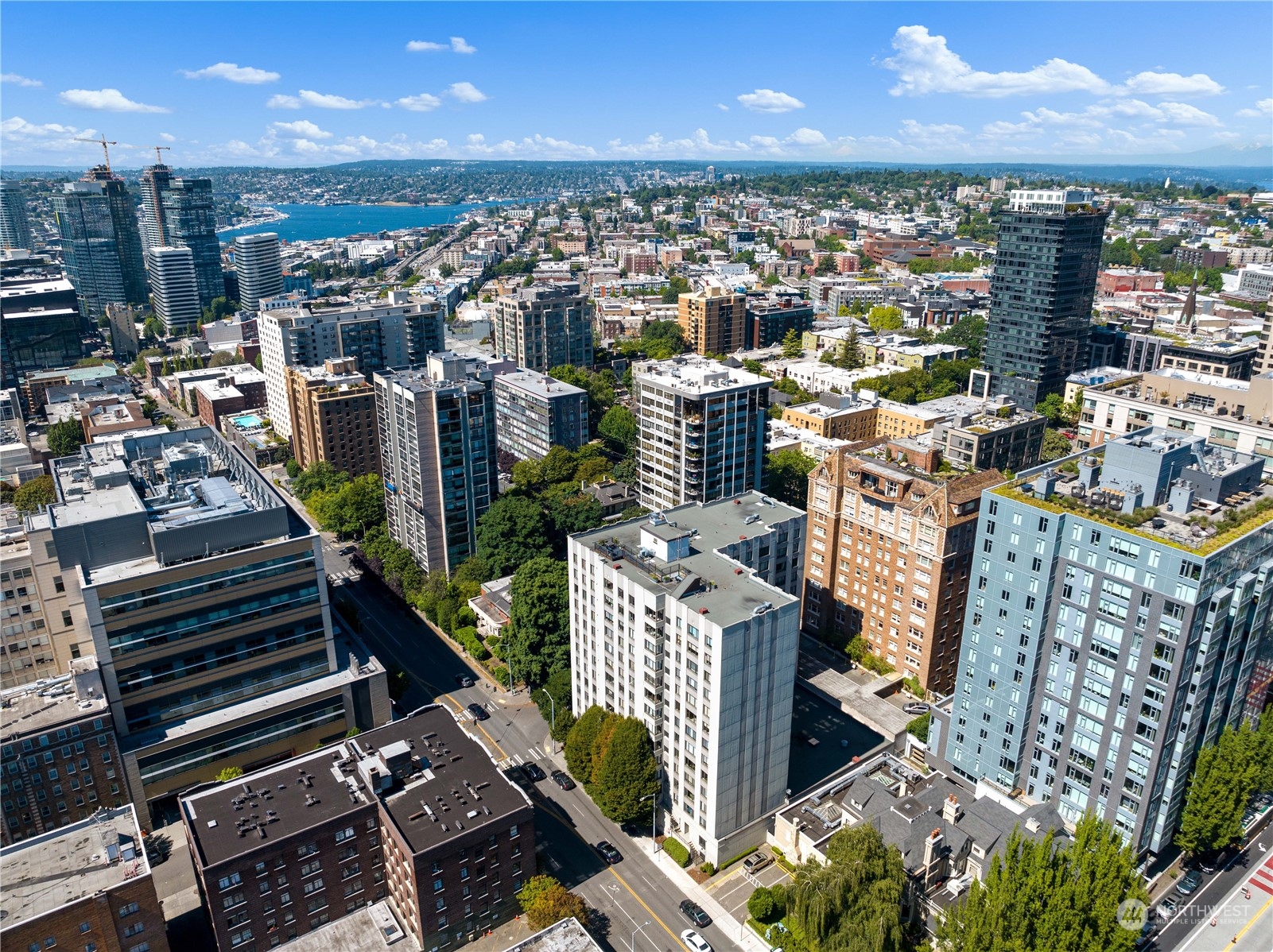 1105 Spring Street, Unit 911 Seattle, WA 98104 - Photo 27 of 28 Gallery Image 27