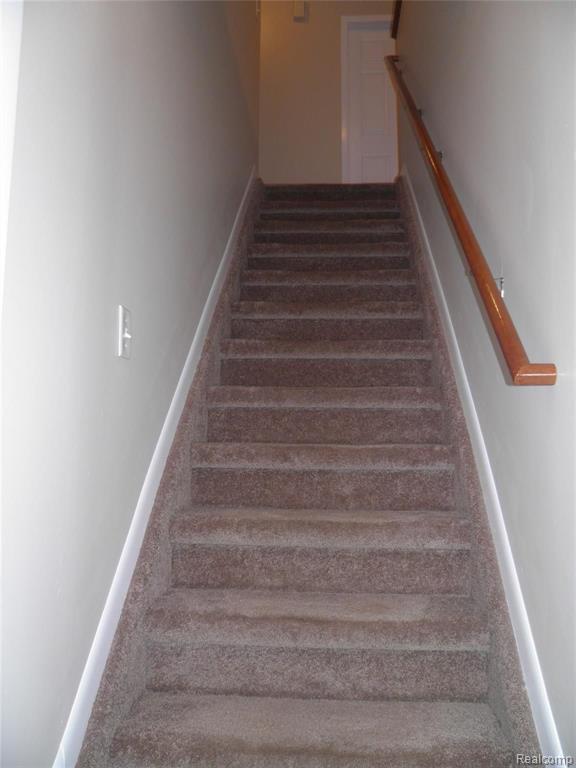 2191 North Milford Road Highland, MI 48357 - Photo 27 of 35