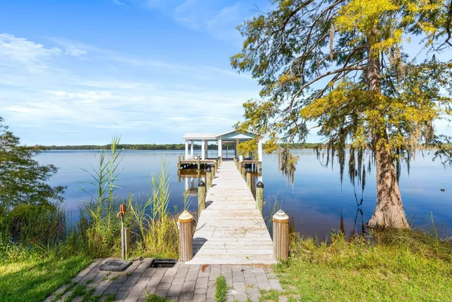 a view of a porch with furniture