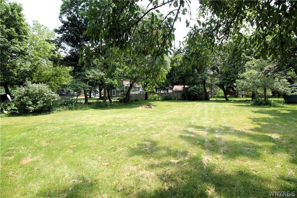 8709 Nottingham Terrace Clarence, NY 14221 - Photo 6 of 32 Gallery Image 6