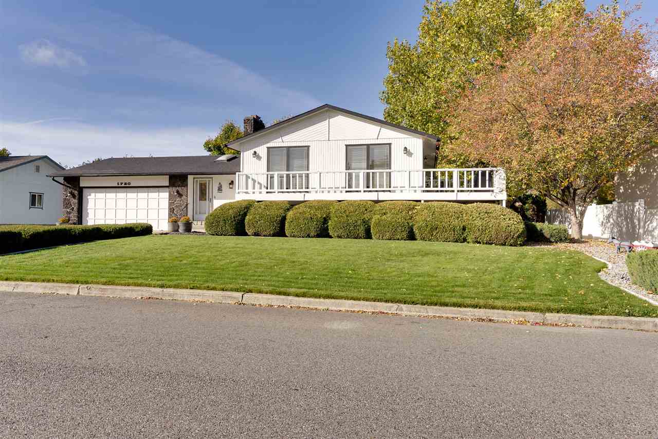 1720 South Burns Road Veradale, WA 99037 - Photo 1 of 20 Gallery Image 1