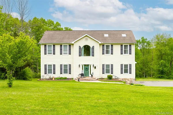 $849,000 | 12 Broadview Lane, Red Hook, NY 12571