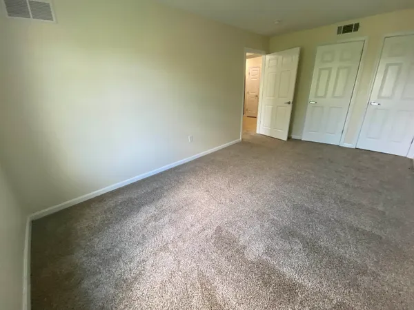 $1,807 | 50 Sentinel Court, Unit 205, Manchester, NH 03103