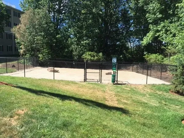$1,807 | 50 Sentinel Court, Unit 205, Manchester, NH 03103