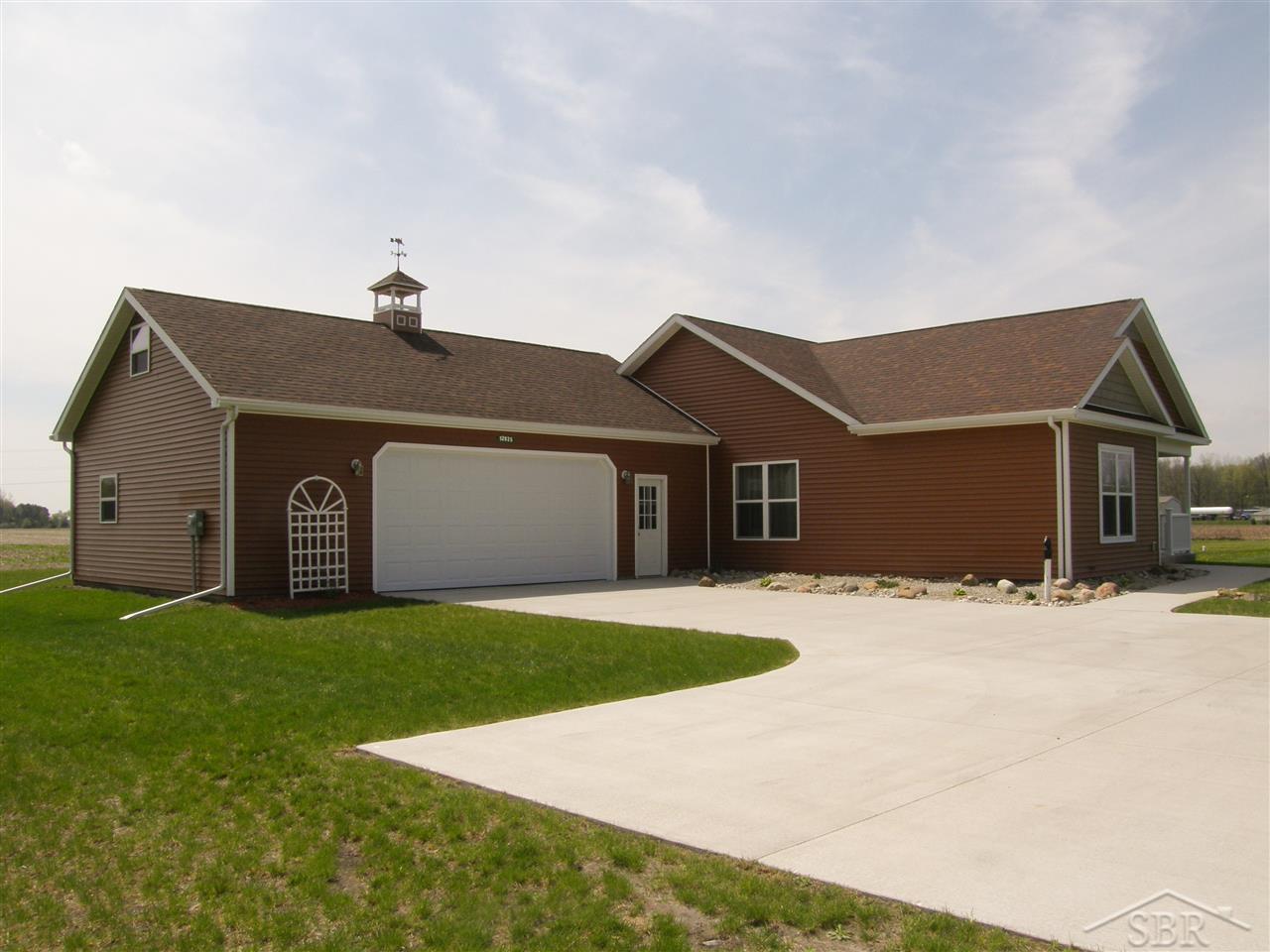 12825 West Gary Road Chesaning, MI 48616 - Photo 2 of 21