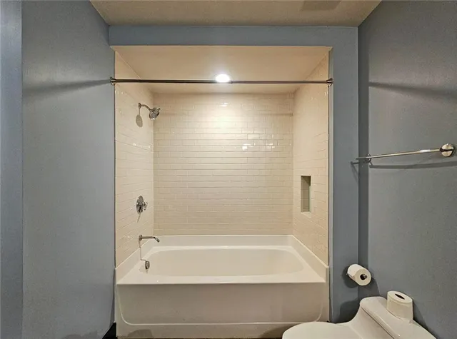 $1,900 | 4561 Olde Perimeter Way, Unit 1607, Dunwoody, GA 30346