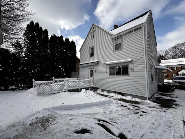 $259,900 | 2803 Ogden Place, Utica, NY 13501