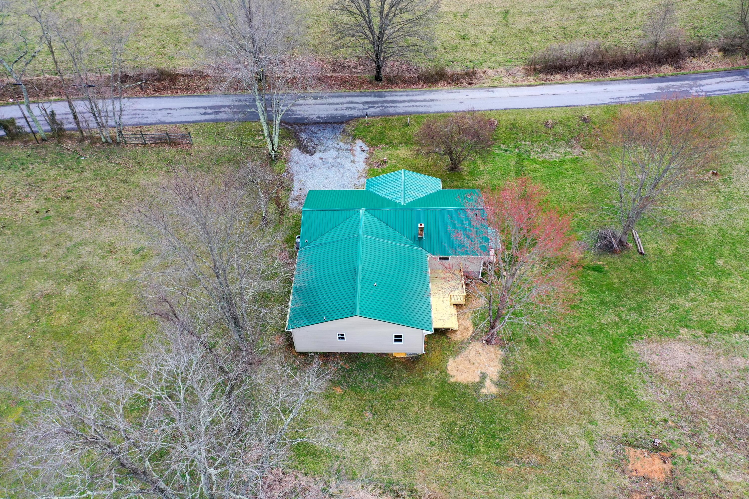 38407 Widener Valley Road Glade Spring, VA 24340 - Photo 2 of 33 DJI_0572-min