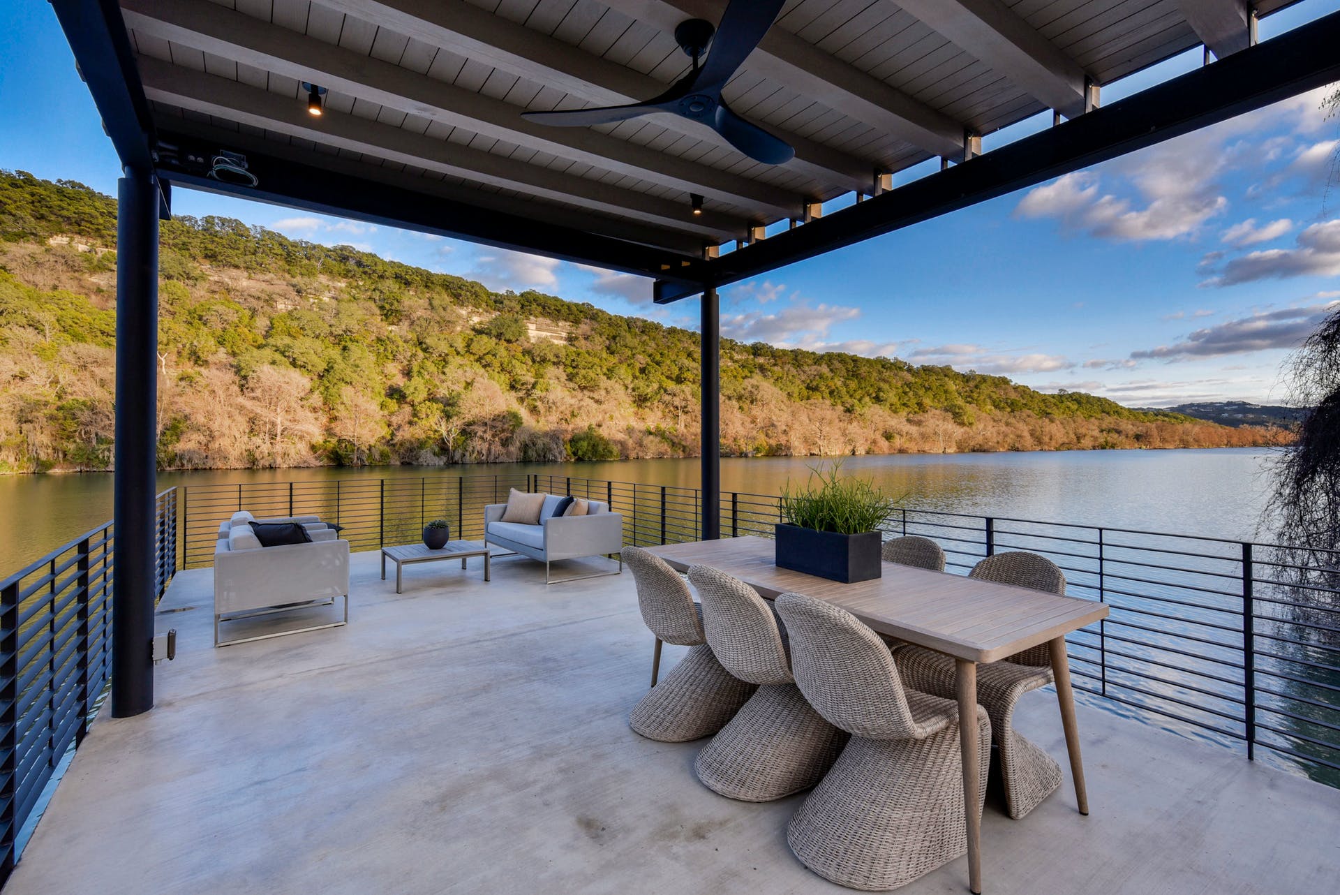 2607 River Hills Road, Unit G Austin, TX 78733 - Photo 6 of 31 a view of an outdoor seating