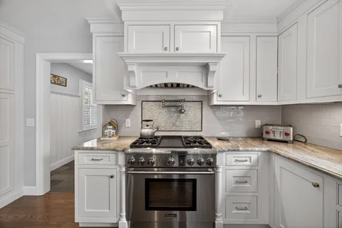 $2,699,000 | 8 Captains Walk, North Chatham, MA 02650