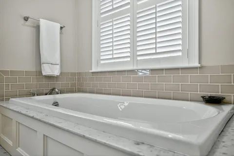$2,699,000 | 8 Captains Walk, North Chatham, MA 02650