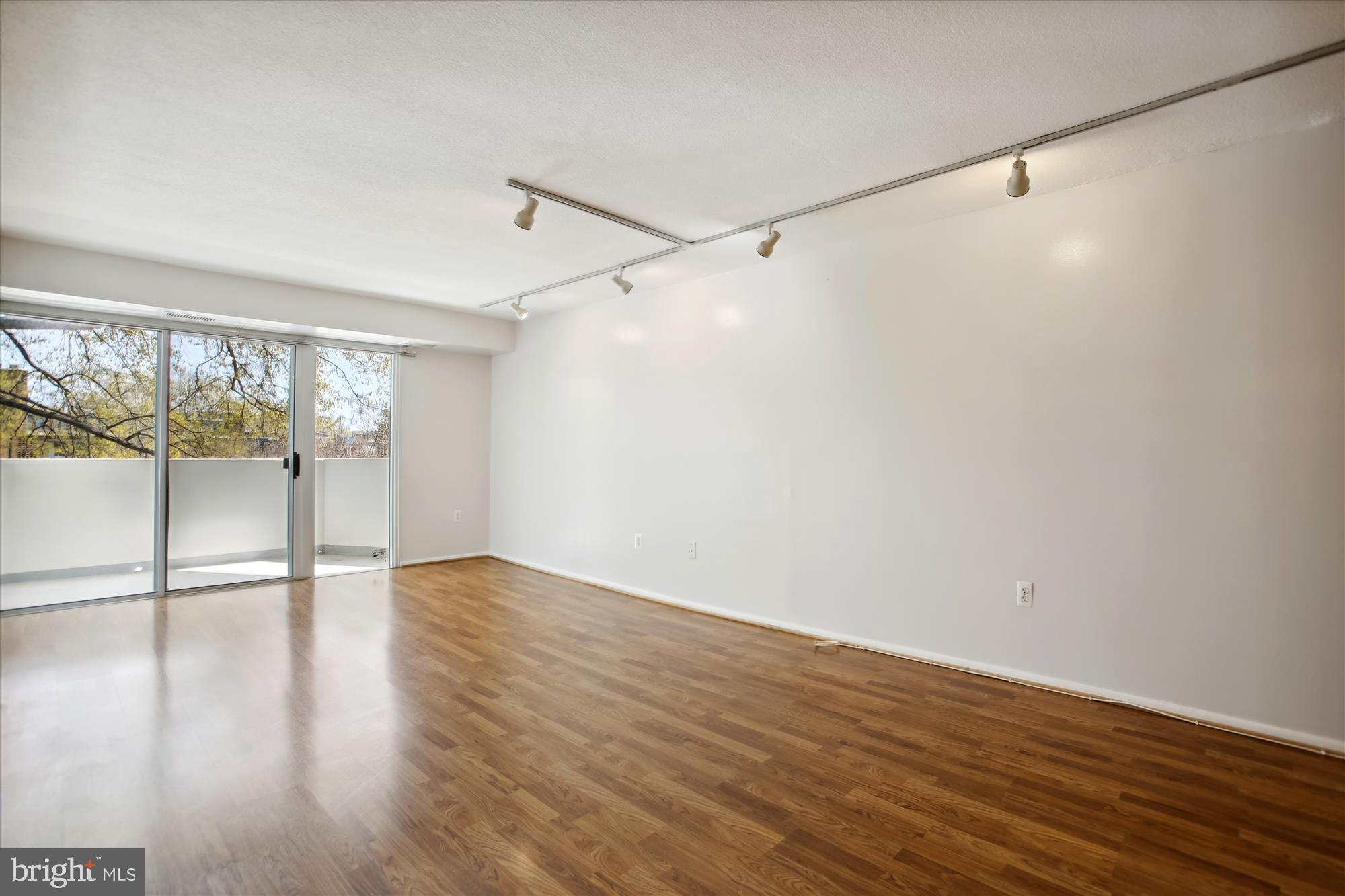 700 7th Street Southwest, Unit 211 Washington, DC 20024 - Photo 4 of 29