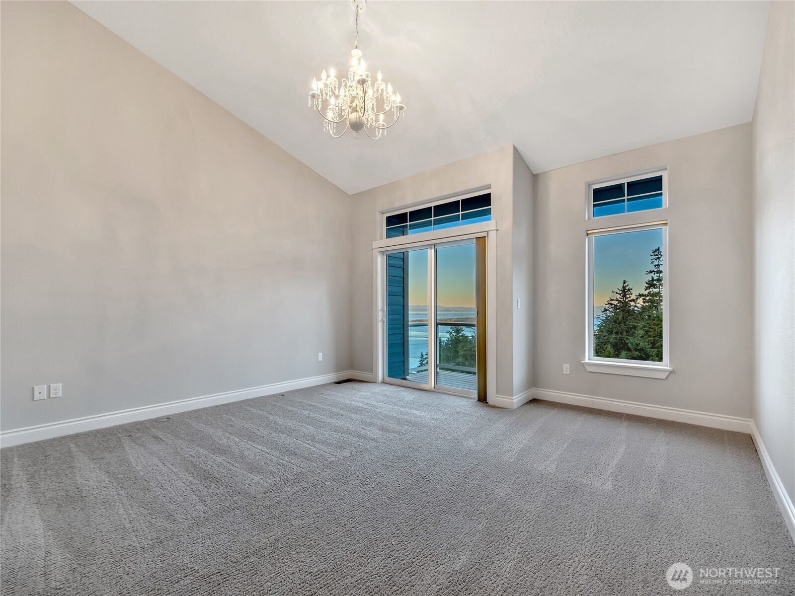 3224 Overlook Loop Ilwaco, WA 98624 - Photo 19 of 40 a view of an empty room with a window