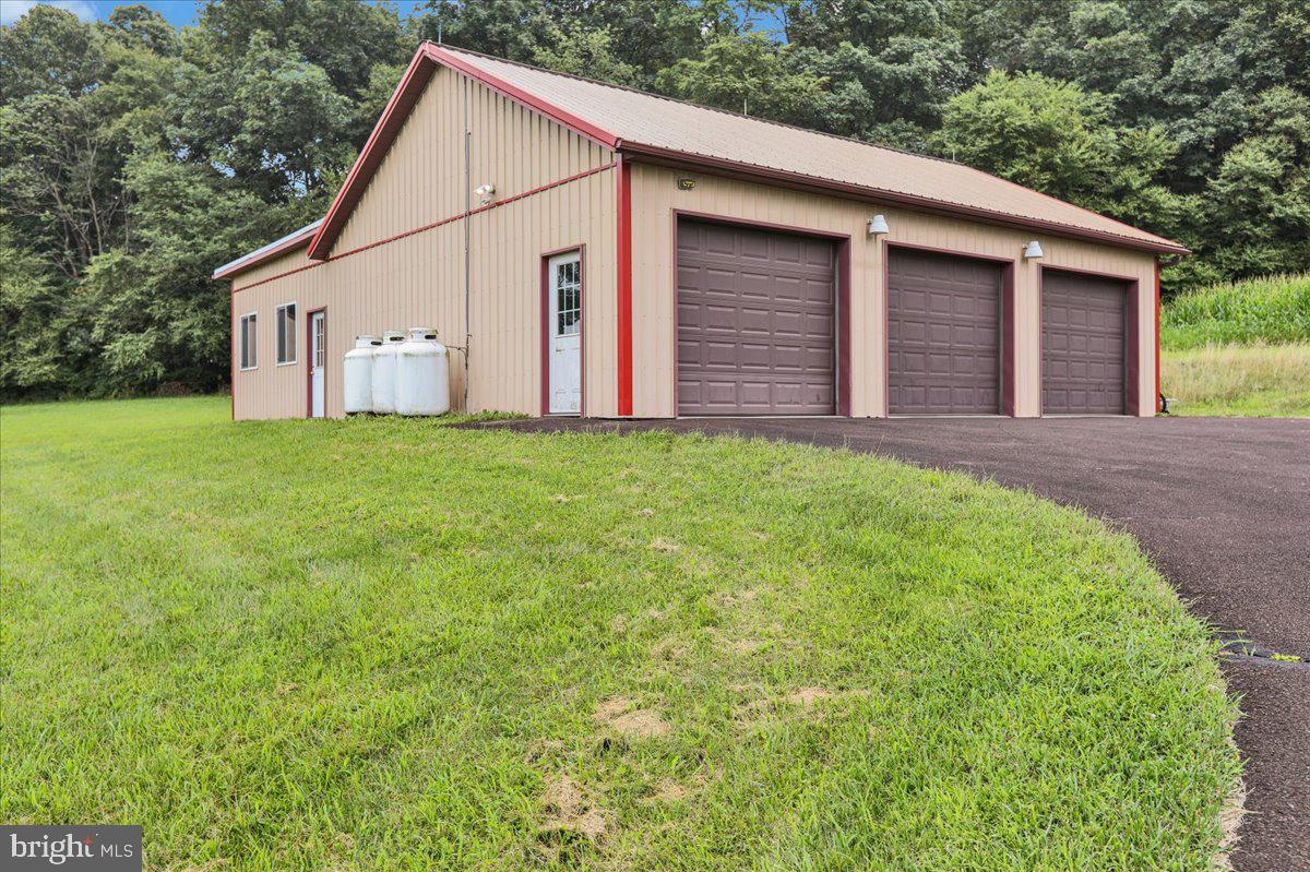 109 Conrad Road Fleetwood, PA 19522 - Photo 40 of 57 Gallery Image 40
