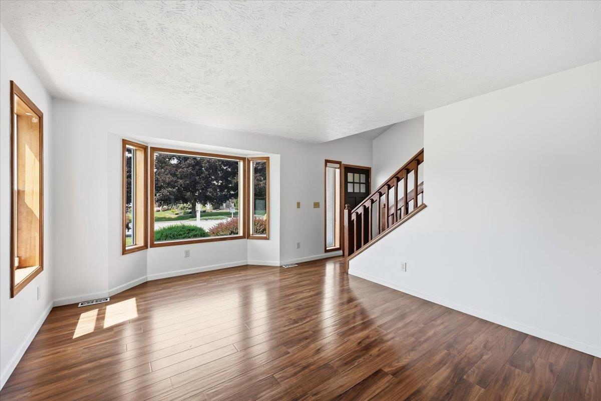 2819 South Bolivar Road Spokane Valley, WA 99037 - Photo 3 of 21 Gallery Image 3