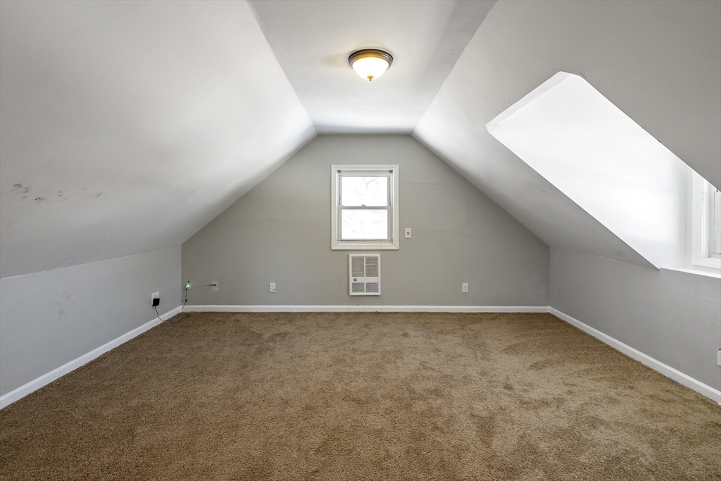 4 Seneca Street Springfield, MA 01151 - Photo 20 of 27