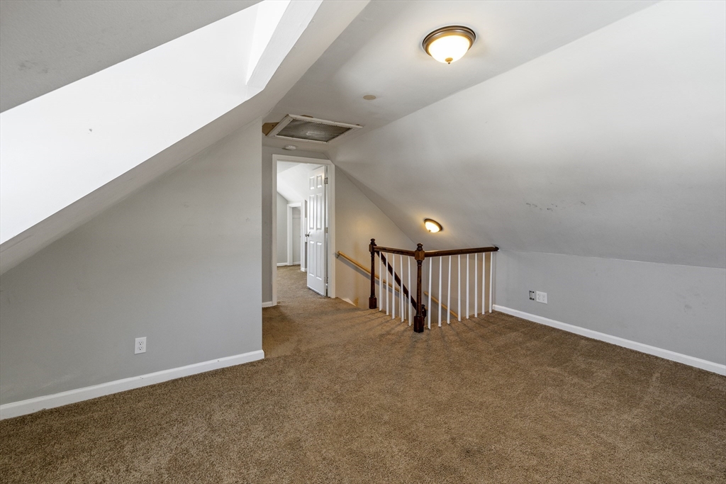 4 Seneca Street Springfield, MA 01151 - Photo 22 of 27