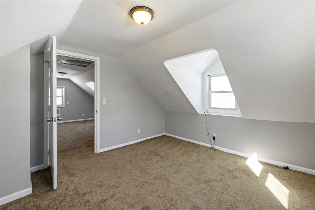 4 Seneca Street Springfield, MA 01151 - Photo 24 of 27