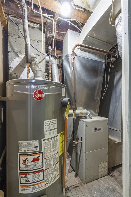 4 Seneca Street Springfield, MA 01151 - Photo 25 of 27