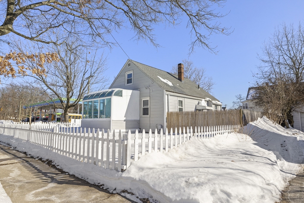 4 Seneca Street Springfield, MA 01151 - Photo 27 of 27