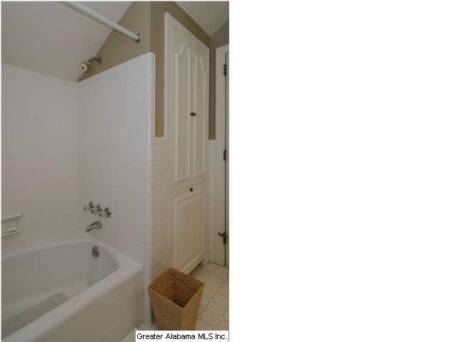 2612 Abingdon Road Birmingham, AL 35243 - Photo 29 of 32