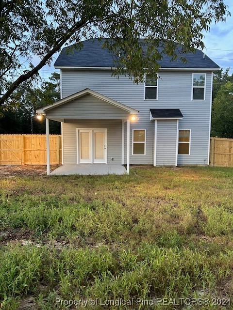 1113 Dean Road St. Pauls, NC 28384 - Photo 2 of 29 a front view of a house with a yard