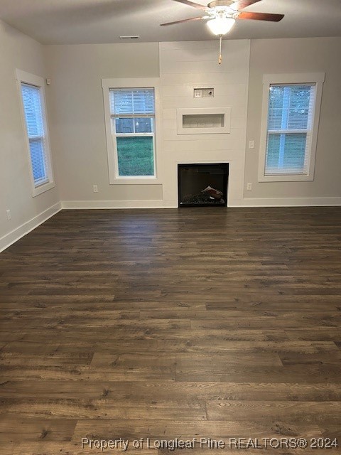 1113 Dean Road St. Pauls, NC 28384 - Photo 8 of 29 a view of a livingroom with a fireplace
