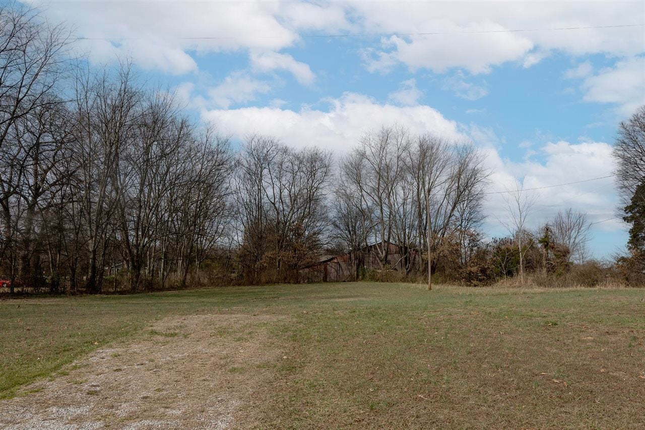 220 West Bogle Road Rockfield, KY 42274 - Photo 34 of 36 Gallery Image 34