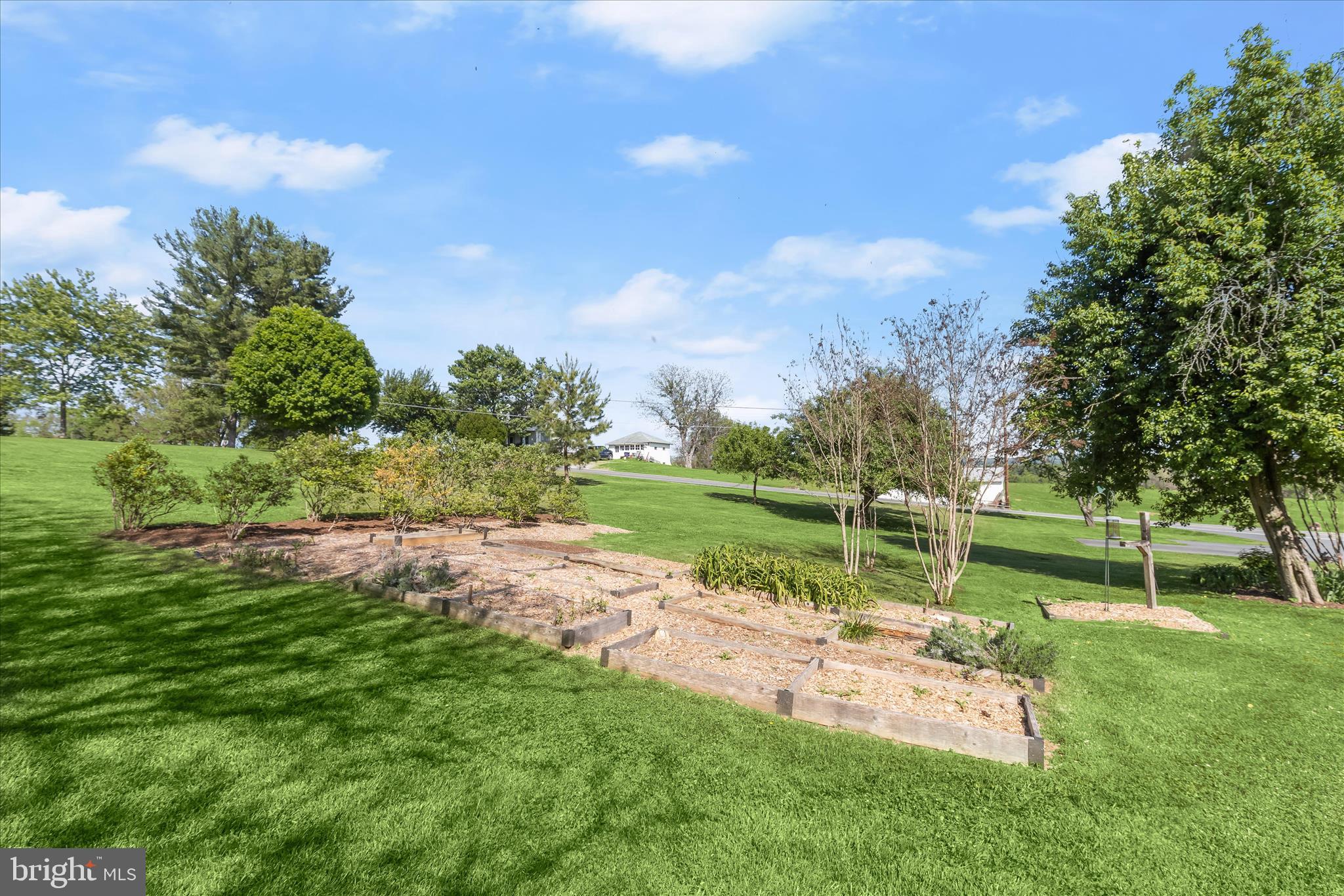2616 Quebec School Road Middletown, MD 21769 - Photo 73 of 133 Garden Beds