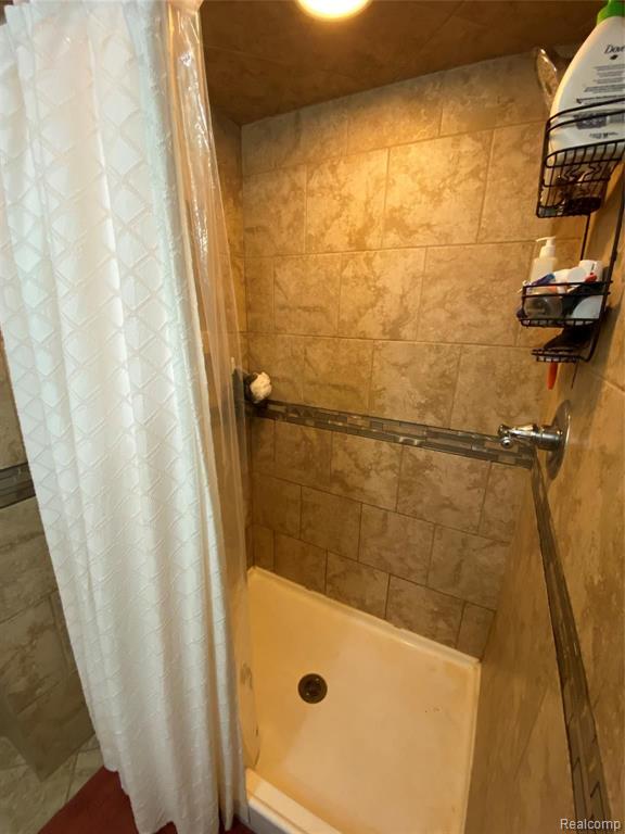 5321 Flushing Road Flushing, MI 48433 - Photo 9 of 19