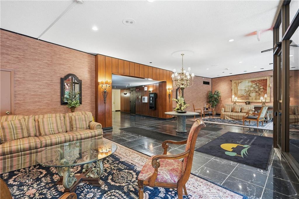 1150 Bower Hill Road, Unit 702A Pittsburgh, PA 15243 - Photo 3 of 37 Gallery Image 3