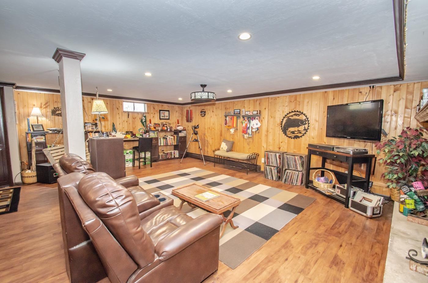 8980 Hendrickson Road West Manchester, OH 45382 - Photo 24 of 49 Gallery Image 24