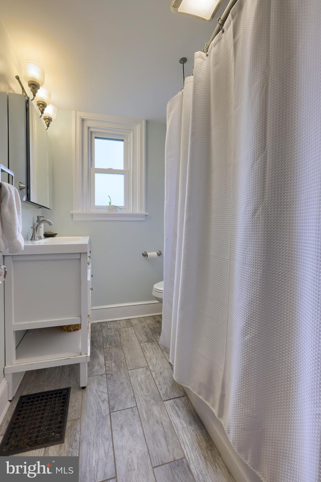 2721 Kreider Road Lititz, PA 17543 - Photo 19 of 23