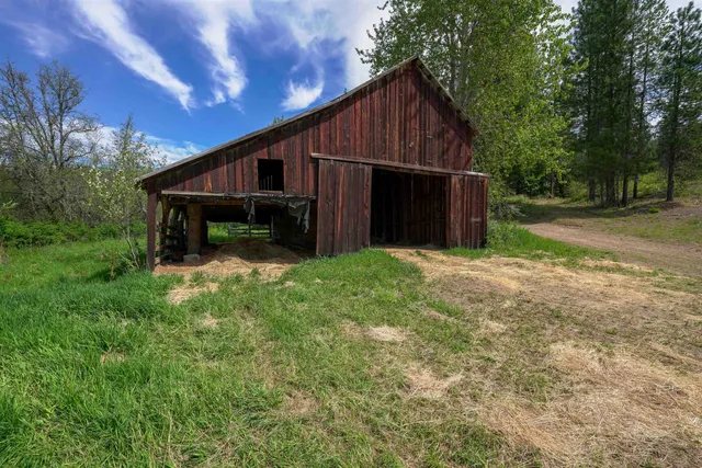 $2,600,000 | 901 Skookum Creek Road, Usk, WA 99180