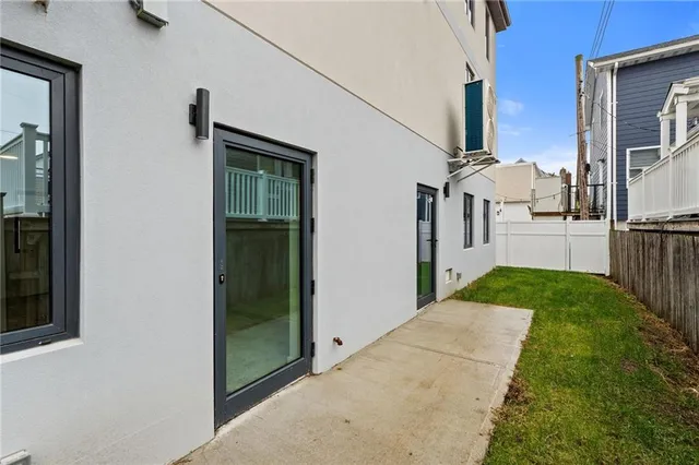 a house view with a outdoor space