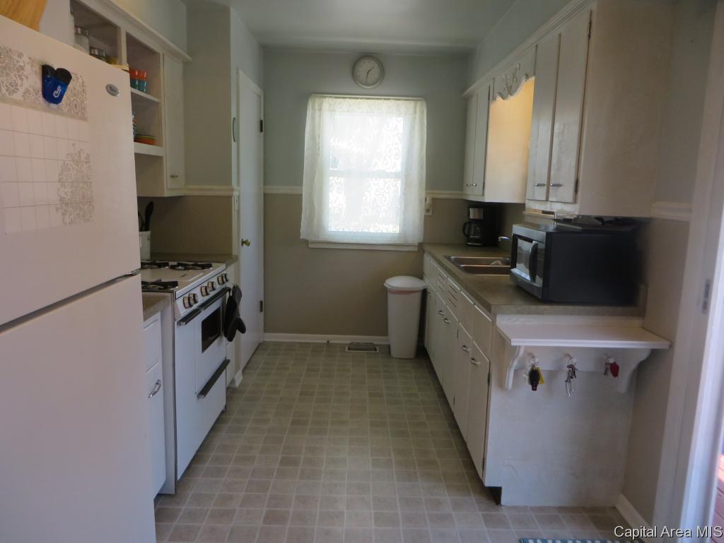 12 Midland Court Springfield, IL 62702 - Photo 15 of 18