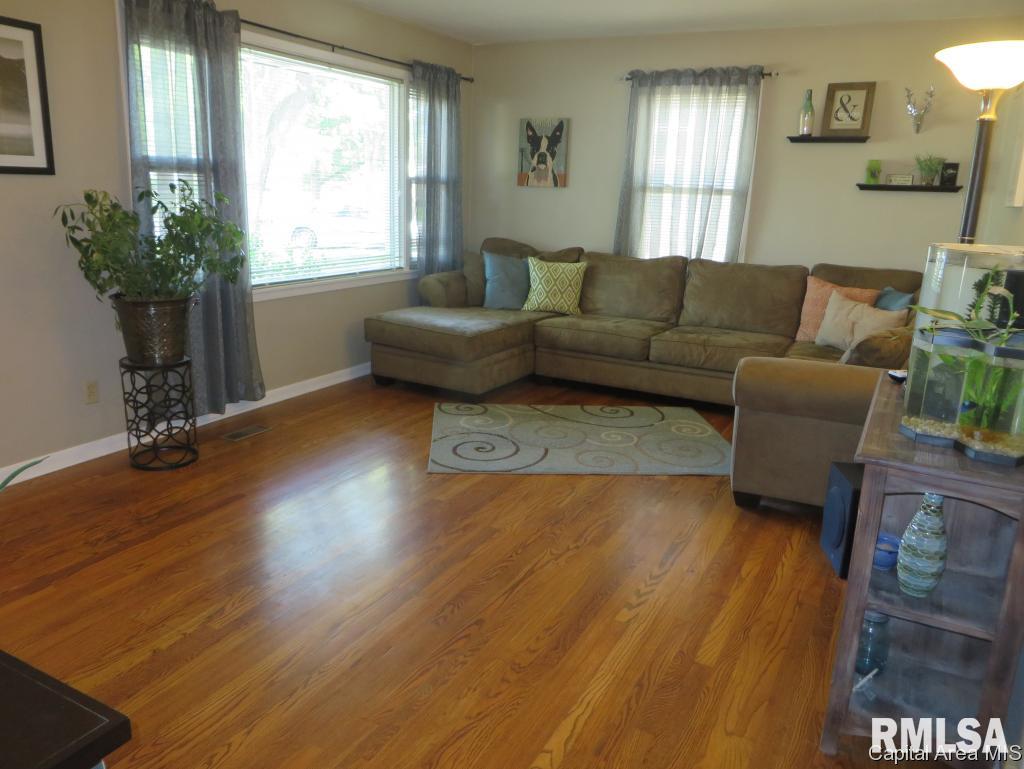 12 Midland Court Springfield, IL 62702 - Photo 8 of 18